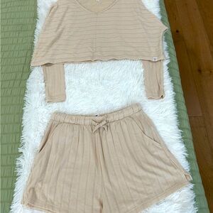 Roxy - Catch Me If You Can Short and Top -
Tapioca, Medium